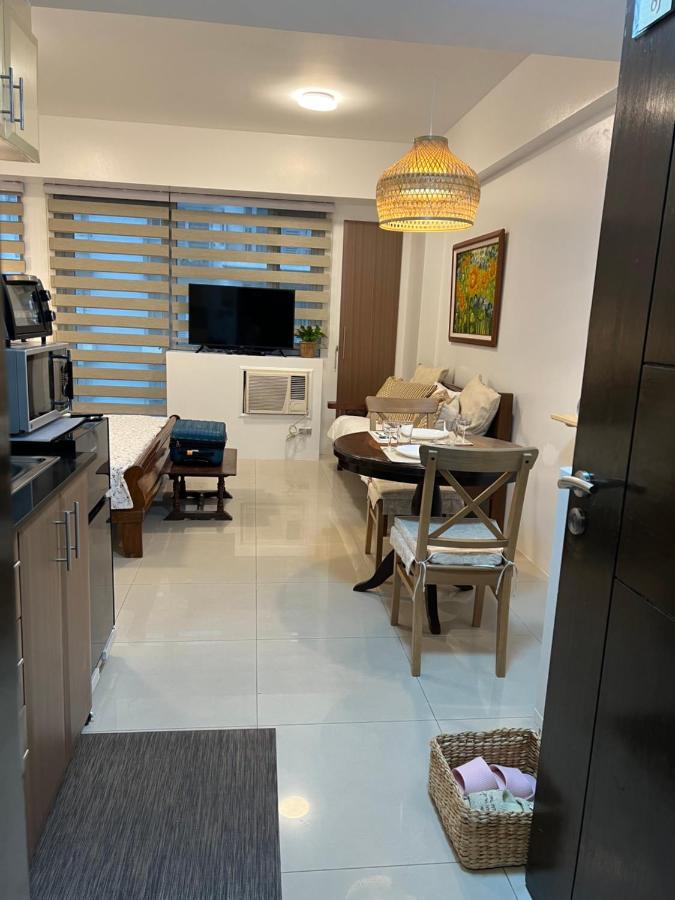 Telly'S Studio Across Naia3 Manila Exteriér fotografie